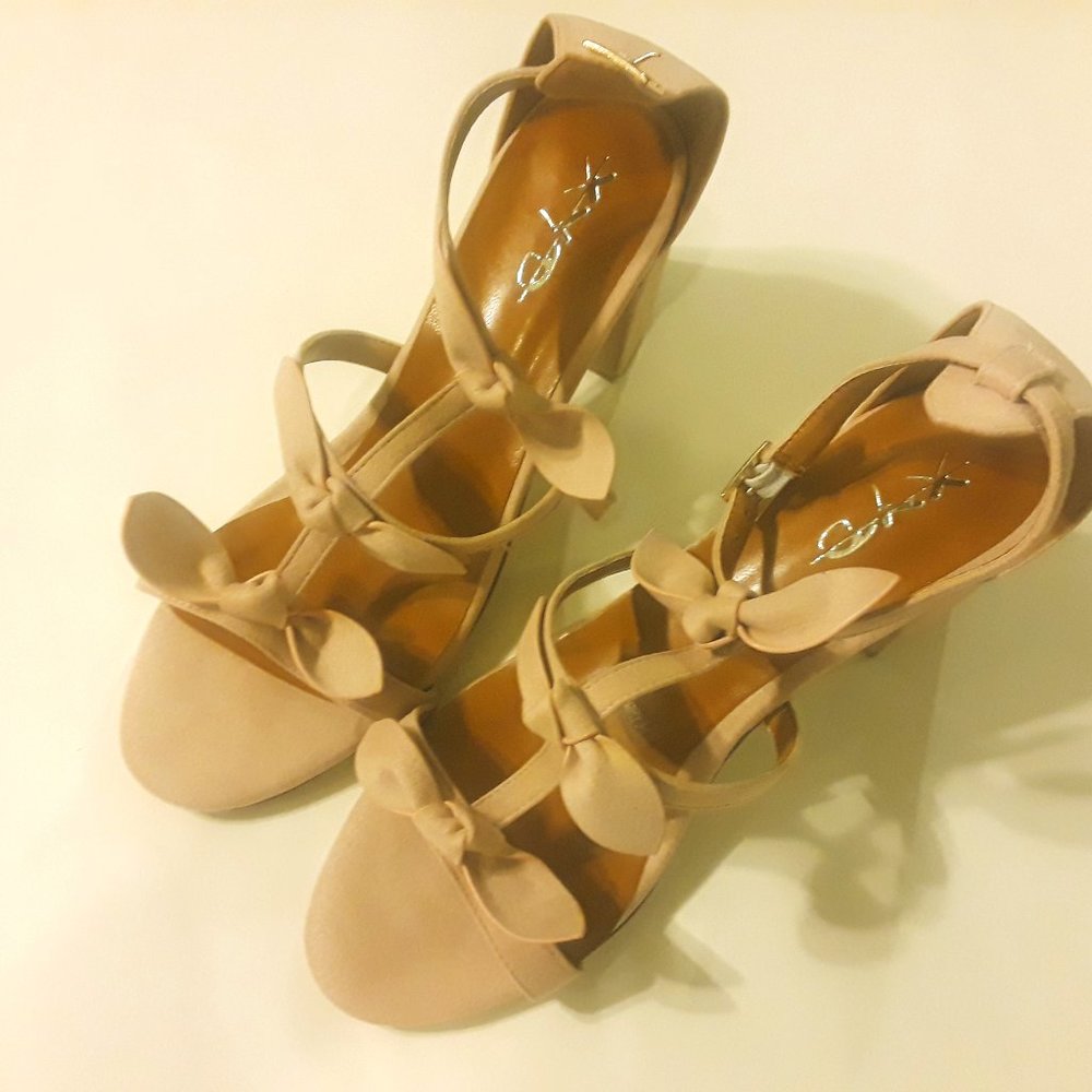 Women's Sandal Heels